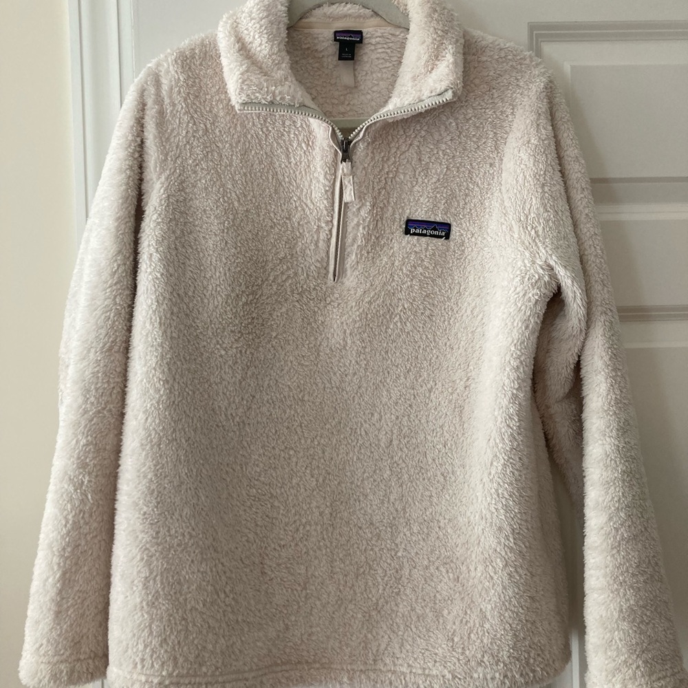 Patagonia 1/4 zip Los Gatos large women’s white pullover!